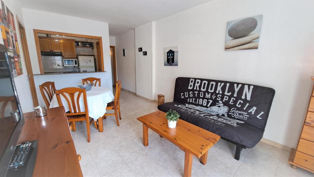 Apartamentos Navarra 07 Salou Buitenkant foto