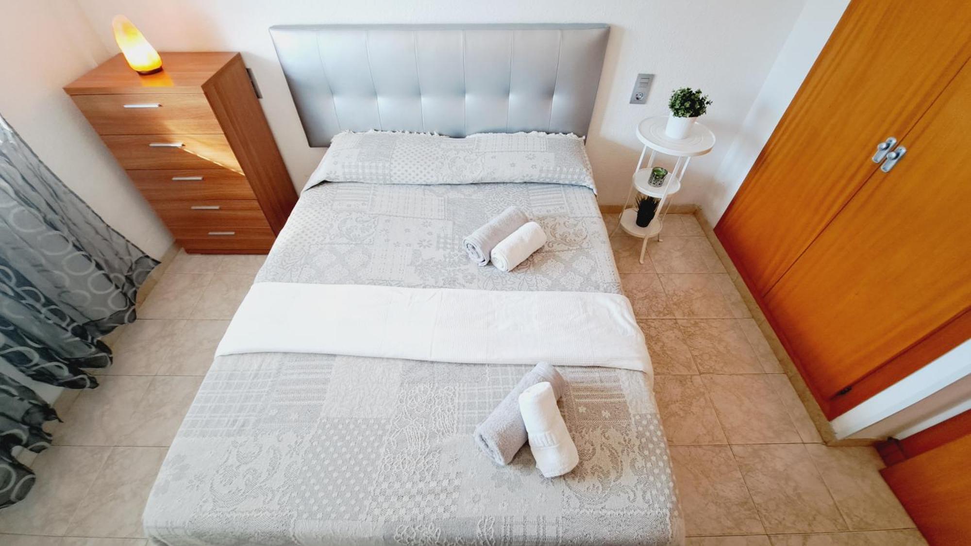 Apartamentos Navarra 07 Salou Buitenkant foto