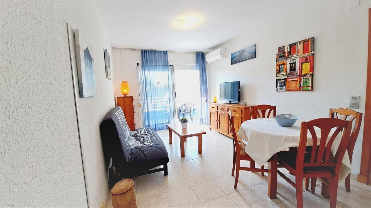 Apartamentos Navarra 07 Salou Buitenkant foto