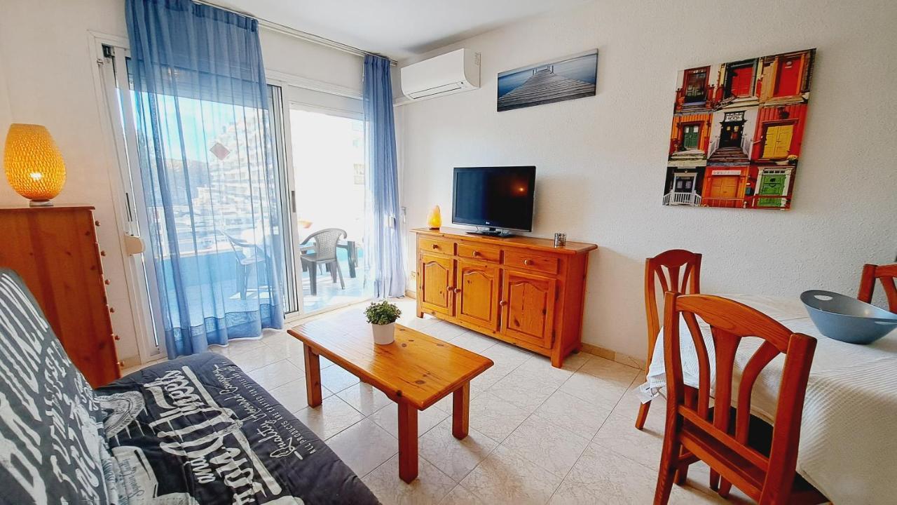 Apartamentos Navarra 07 Salou Buitenkant foto